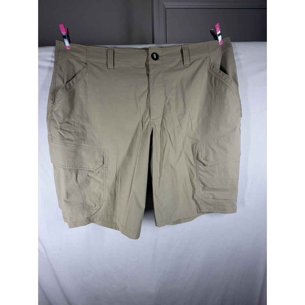 Under Armour HeatGear Cargo Shorts Men's 38 Tan Khaki Fishing Hiking Loose Fit